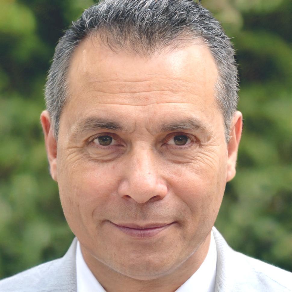 Ahmet Demir - Mali Müdür